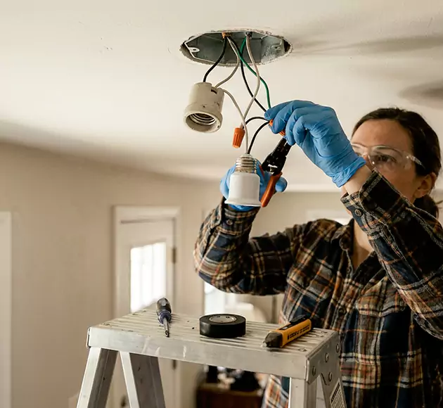 Professional Light Socket Replacement: Your Local Fixture Repair Team in Fayetteville, AR